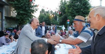 Sultangazi’de Sokak İftarları