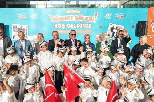 Sultangazi’de Toplu Sünnet Şöleni Heyecanı
