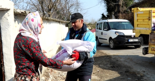 Tavuk yetiştiricilerine yem desteği
