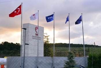 Tff Erteleme Kararını Yarınki Toplantıdan Sonra Verecek!
