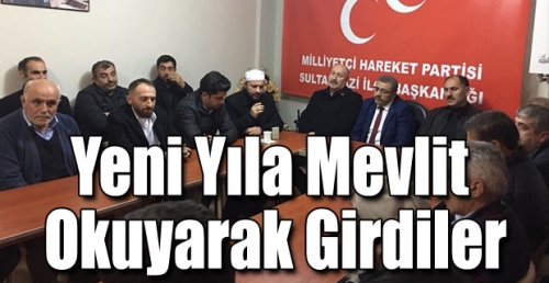 Yeni yıla mevlit okuyarak girdiler