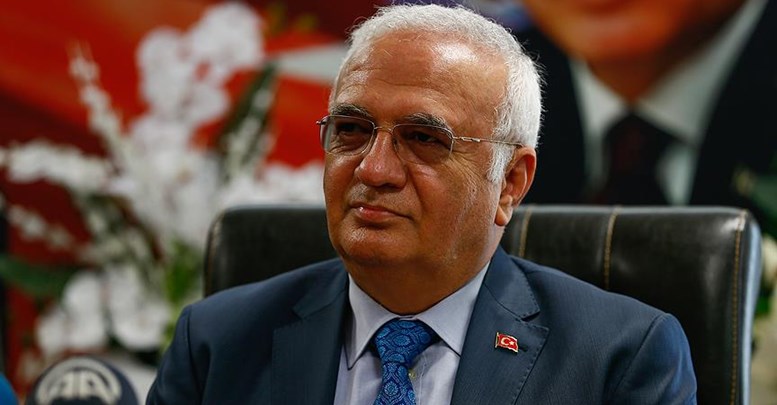 'Bağımsız olarak yaşıyorsak bunu kararlı mücadeleye borçluyuz'