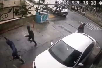 (Özel) İstanbul’Un Göbeğinde Güpegündüz Kapkaç Dehşeti Kamerada
