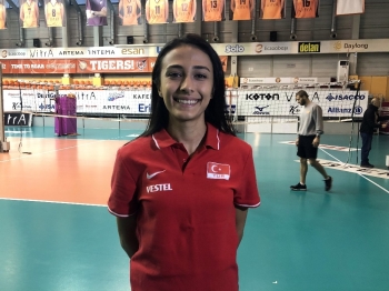 (Özel Haber) Simge Aköz: "Olimpiyatlardaki Takımlara Tehlike Oluşturuyoruz"
