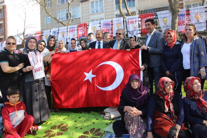 Ak Kadınlardan” EVET”li piknik programı