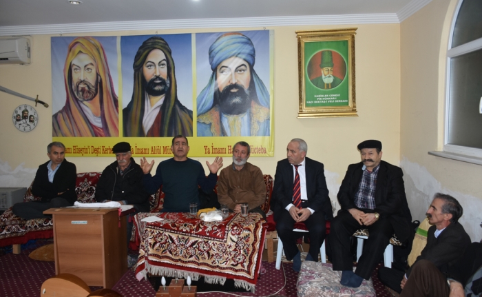 Aşık Dertli Divani Habibler Cem Evinde Canlarla Buluştu