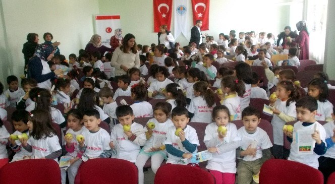 Büyükşehir'in  Miniklere  Yönelik  Sağlıklı  Beslenme  Eğitimleri  Sürüyor