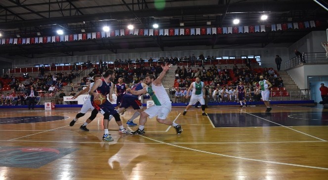 Düzce  Belediyespor  Son  Maçta  Ormansporu  Ağırlıyor