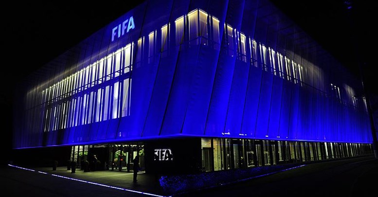 FIFA'dan 4 kulübe ceza