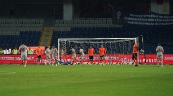 Galatasaray’In Galibiyet Hasreti 5 Maça Çıktı
