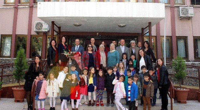 Genç  Kuşak  Yaşlıları  Unutmadı