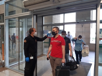 İstanbul Adalet Sarayı’Nda Yoğunluk Önlemi
