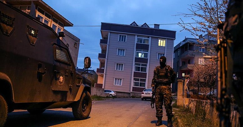 İstanbul'da helikopter destekli uyuşturucu operasyonu