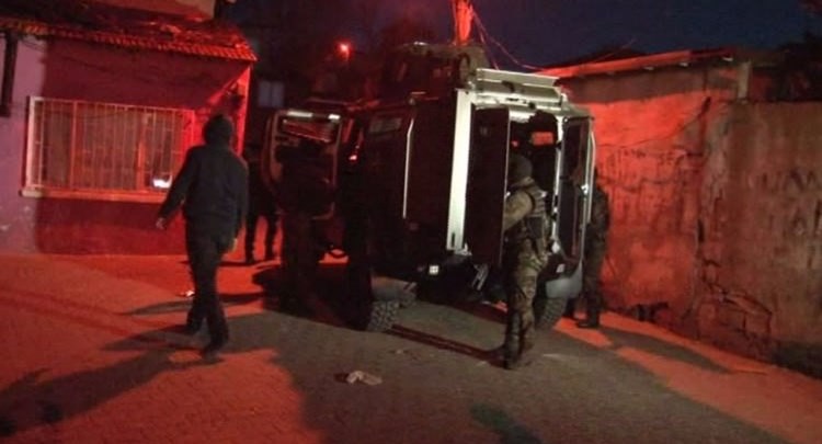 İzmir'i kana bulayacaklardı!.. Yakalandılar!