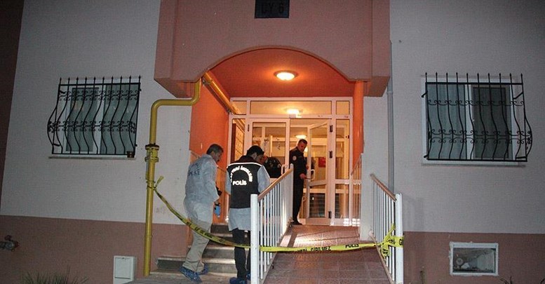 Komşuların gürültü kavgası: 1 ölü, 5 yaralı