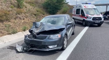 Kuzey Marmara Otoyolu Edirne İstikameti Sarıyer Mevkiinde İki Otomobilin Karıştığı Trafik Kazasında 1 Kişi Öldü, 4 Kişi Yaralandı.
