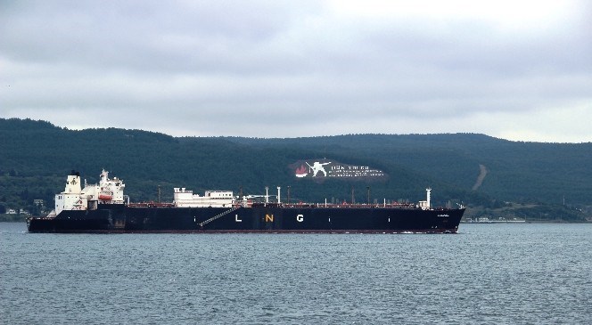 Lng  Tankeri  Çanakkale  Boğazı'ndan  Geçti