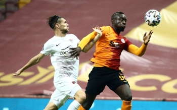 Mbaye Diagne Gollerine Devam Ediyor
