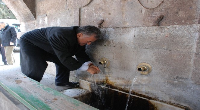 Melikgazi  Belediye  Başkanı  Memduh  Büyükkılıç: