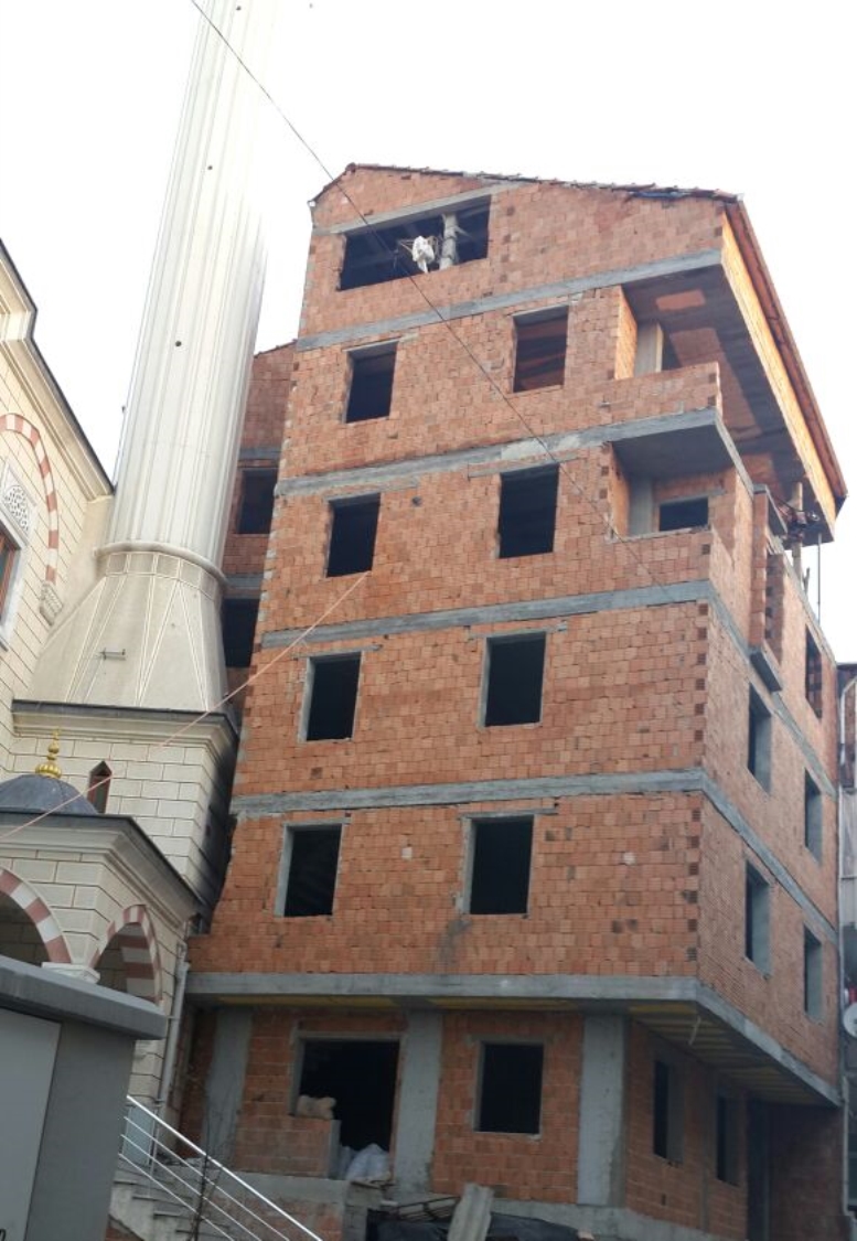 Ravza Cami Hafızlıkve Kuran Eğitim Merkezi İnşaatı Destek Bekliyor