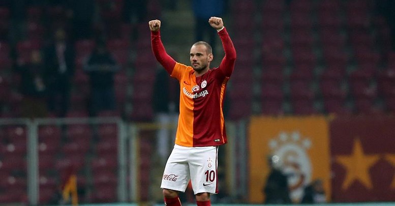 Sneijder futbol oynamak istediği ülkeyi açıkladı