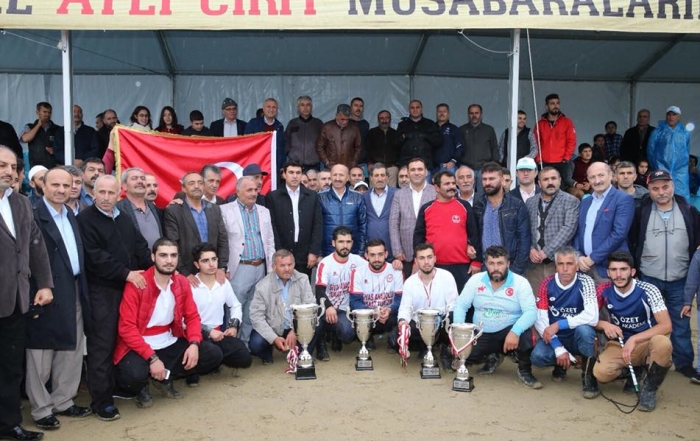 Sultangazi Belediyesi 7. Geleneksel Atlı Cirit Müsabakaları Sonuçlandı