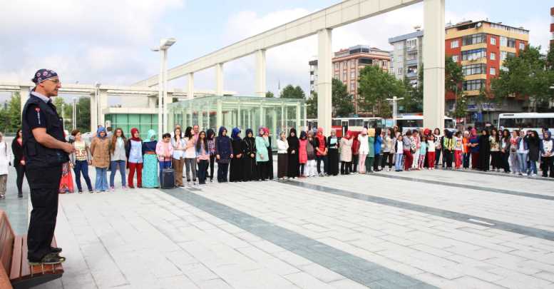 Sultangazili öğrenciler Haydi İzci Kampına 