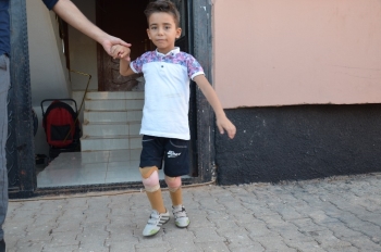 Suriyeli Çocukların Sessiz Çığlığının Yankılandığı Dünya Korona Virüsle Savaşıyor
