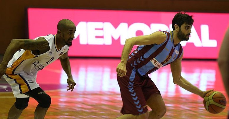 Trabzonspor Medical Park 1 sayı farkla kazandı