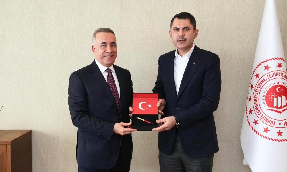 Sultangazi Belediye Başkanı Dursun'dan Bakan Kurum…